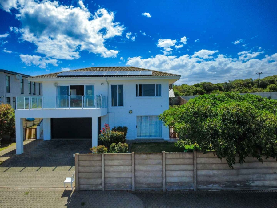 4 Bedroom Property for Sale in Jongensfontein Western Cape